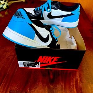 Nike Air Jordan 1 Low OG UNC Powder Blue White Black CZ0790-104 Men's Sz 10